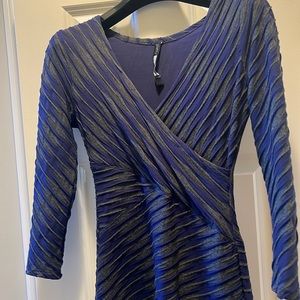 Plenty by Tracy, Reese XS blue/grey stretch dress. Very flattering